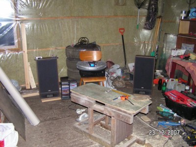 Работа кипит музыка гремит ( WoodStove).jpg